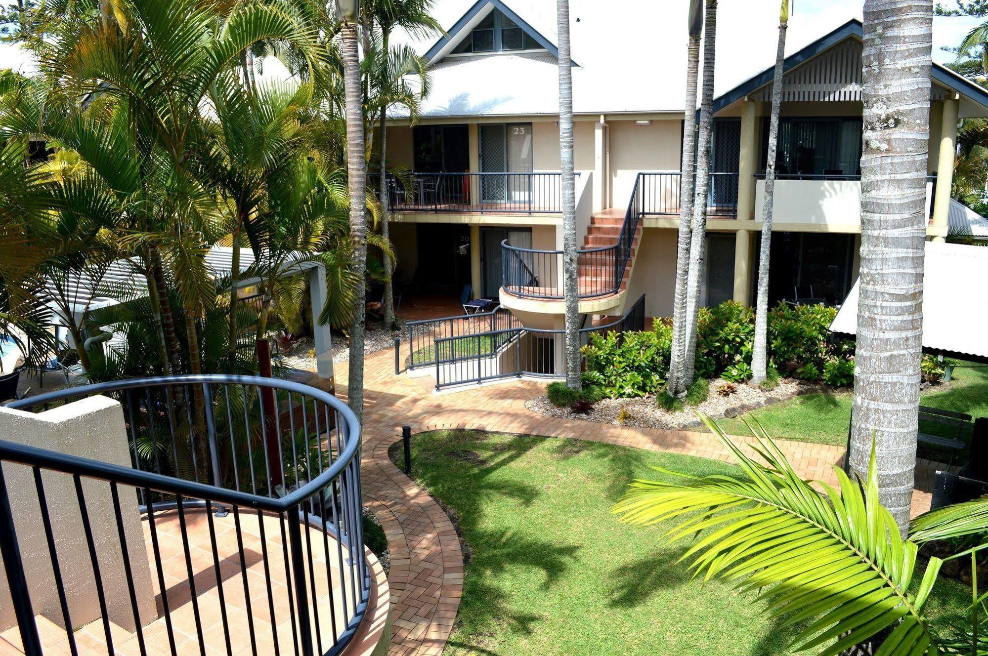 Outrigger Bay Aparthotel Byron Bay Exterior photo